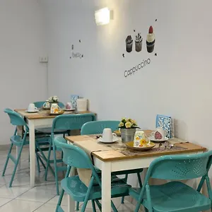  Bed & Breakfast La Chiostrina