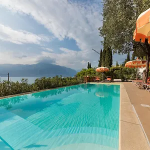 Wonderful View With Pool With Breakfast Gardasee Lejlighed